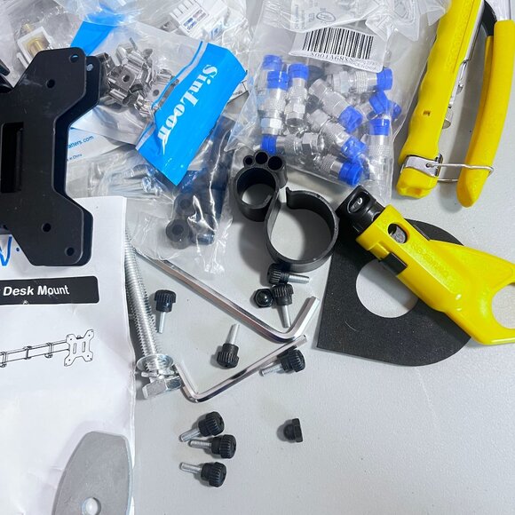 Cable Matters Tools Kit W/ Connectors 29 Wall Plates Keystone Jacks & much more - Picture 3 of 9